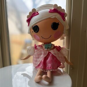 Sew Royal Susette Lalaloopsy Pink and White collectors Doll